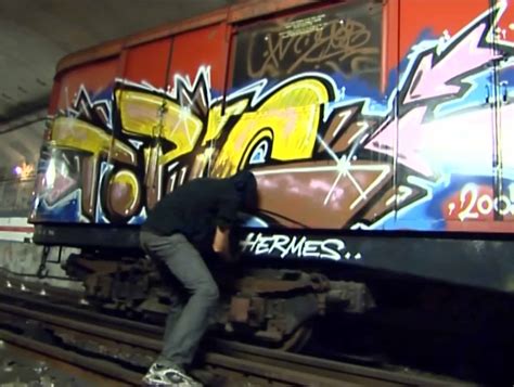 Hermes, uncaught graffiti artist and expert of the Paris metro